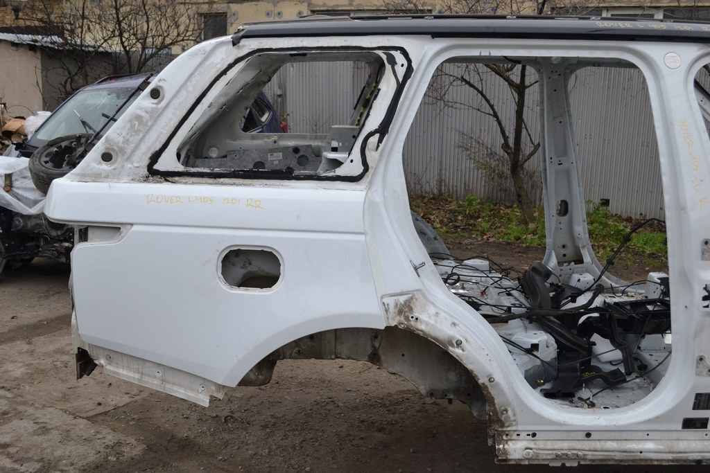 Четверть крыло задняя правая Land Rover Range Rover L405 13-17 (01) белая