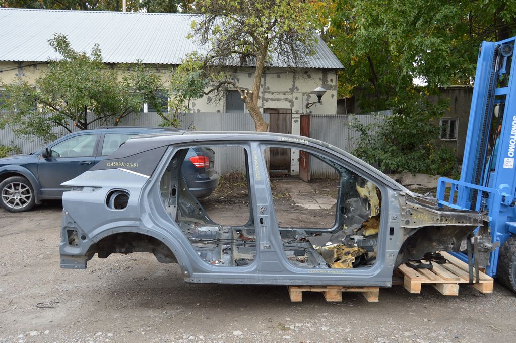 Четверть крыло задняя правая Nissan Qashqai 21- (01)