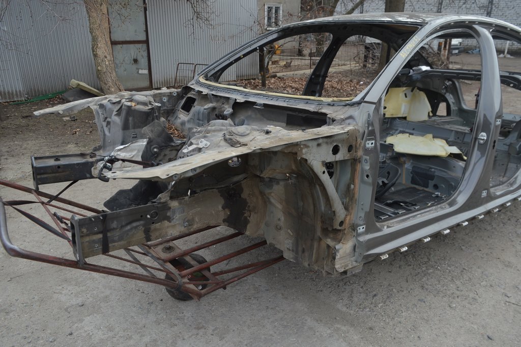Четверть передняя левая Audi A6 C7 12-18 (01) на кузове