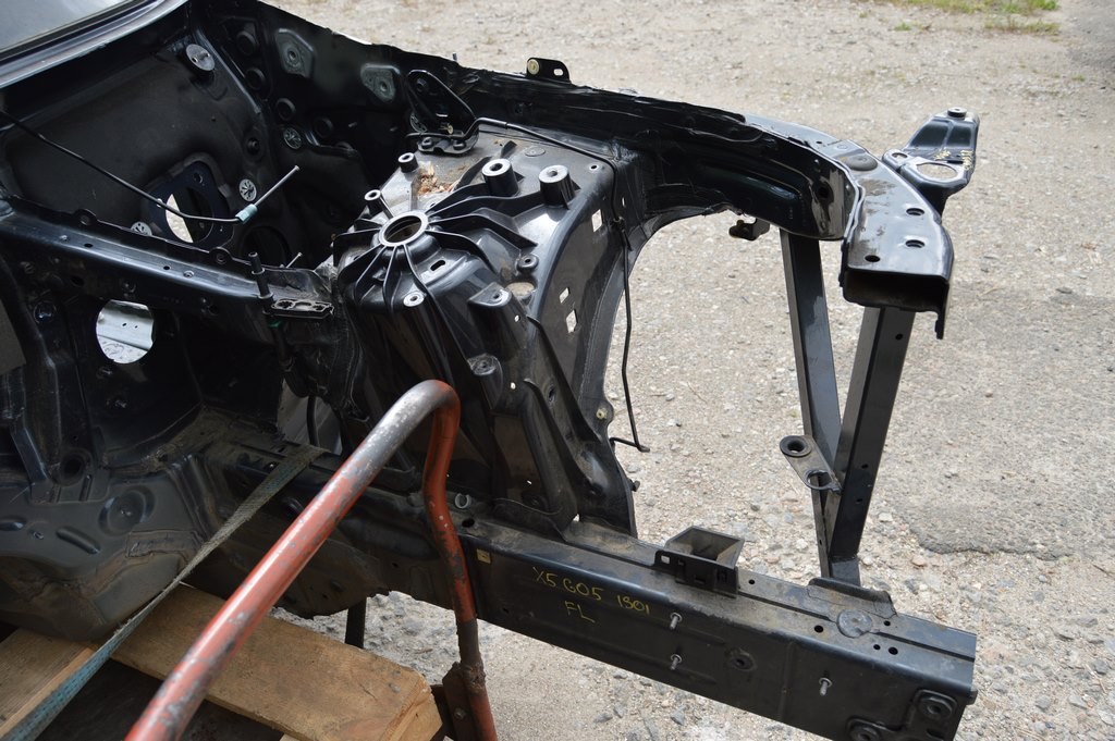 Четверть передняя левая BMW X5 G05 19-24 (01) графит C27 — фото 2