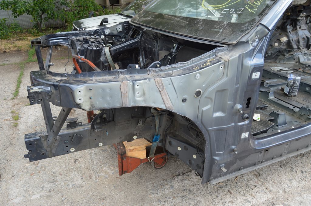 Четверть передняя левая BMW X5 G05 19-24 (01) графит C27