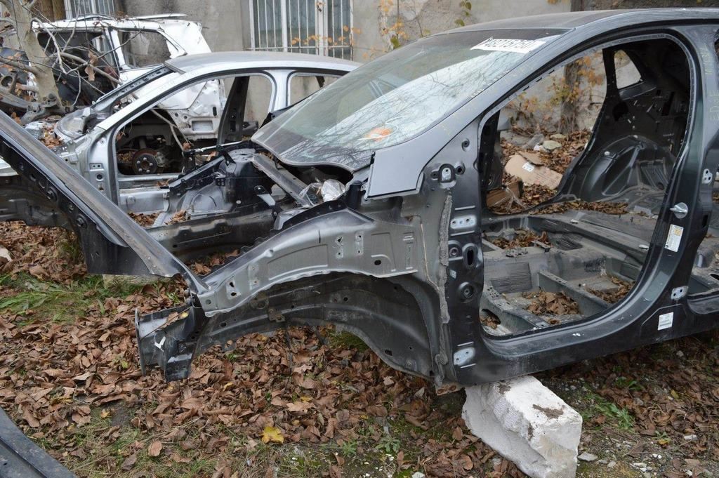 Четверть передняя левая Ford Edge 16-18 графит J7 (03)