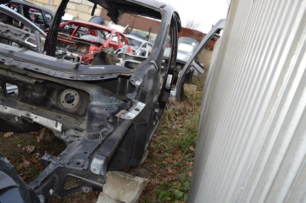 Четверть передняя левая Ford Escape MK3 13-16 дорест (02)