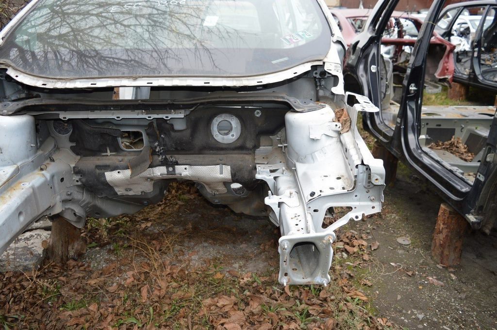 Четверть передняя левая Ford Escape MK3 13-16 дорест белый цвет UZ(06) — фото 2