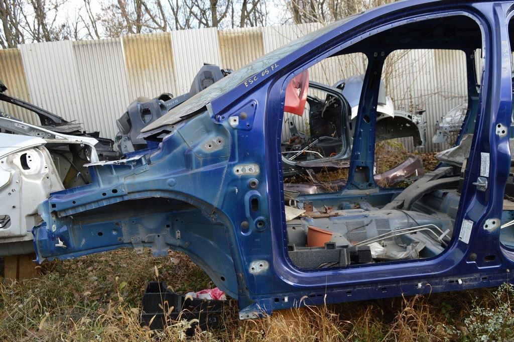 Четверть передняя левая Ford Escape MK3 13-16 дорест синий цвет J4(05) — фото 2