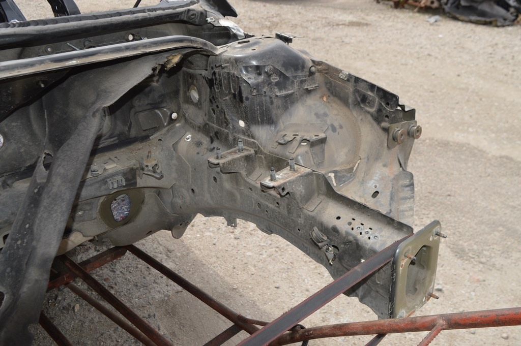 Четверть передняя левая Ford Fusion mk5 13- (06) черная отрезана — фото 2