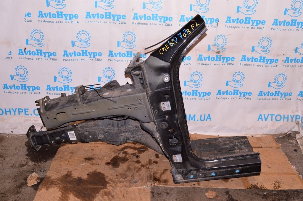Четверть передняя левая Jeep Cherokee KL 14- черная,цвет PXR (03)