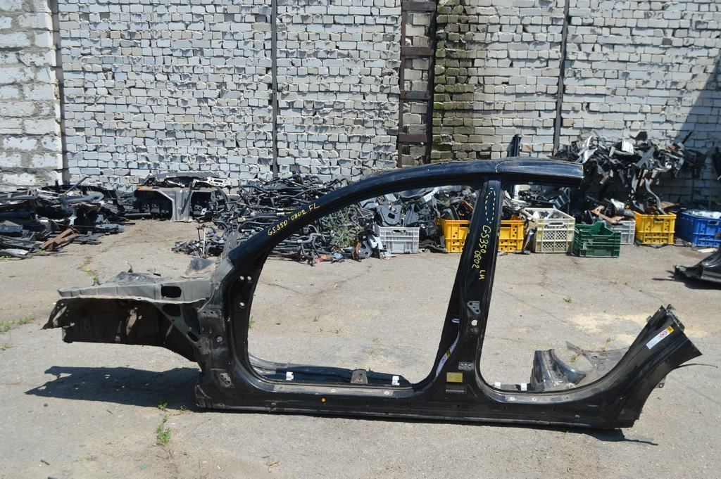 Четверть передняя левая Lexus GS300 GS350 GS430 06-11 awd (02) черная, ржавчина