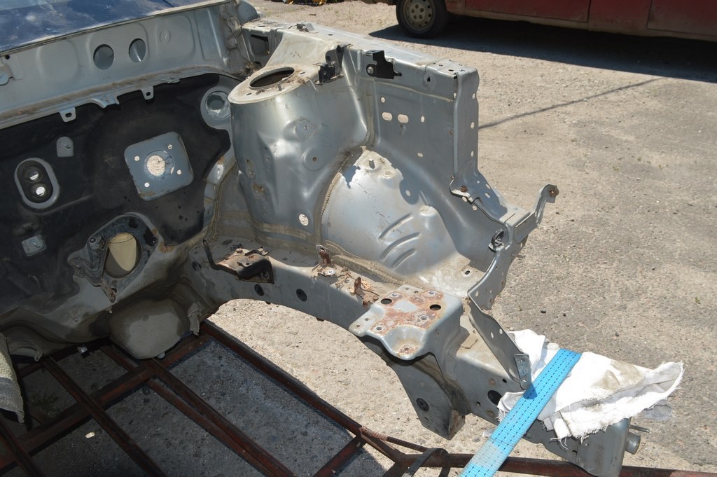 Четверть передняя левая Lexus RX300 RX330 RX350 RX400h 04-09 (02) серебро — фото 3