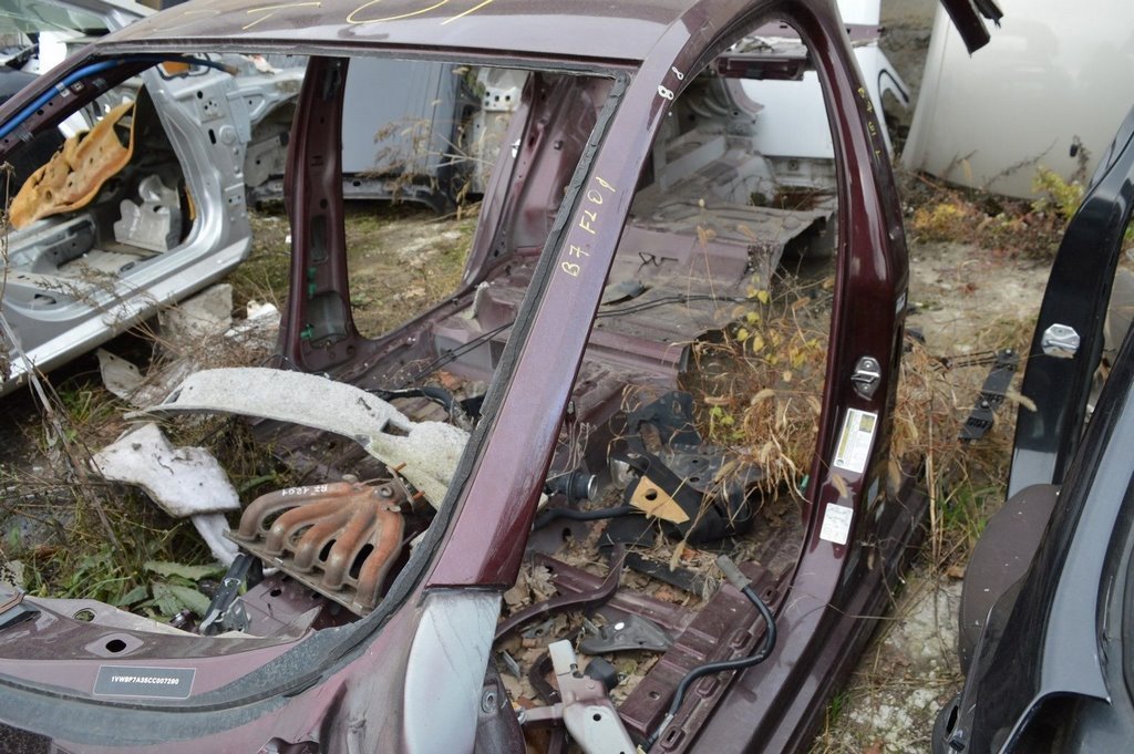 Четверть передняя левая VW Passat b7 USA (01) бургнунди — фото 3