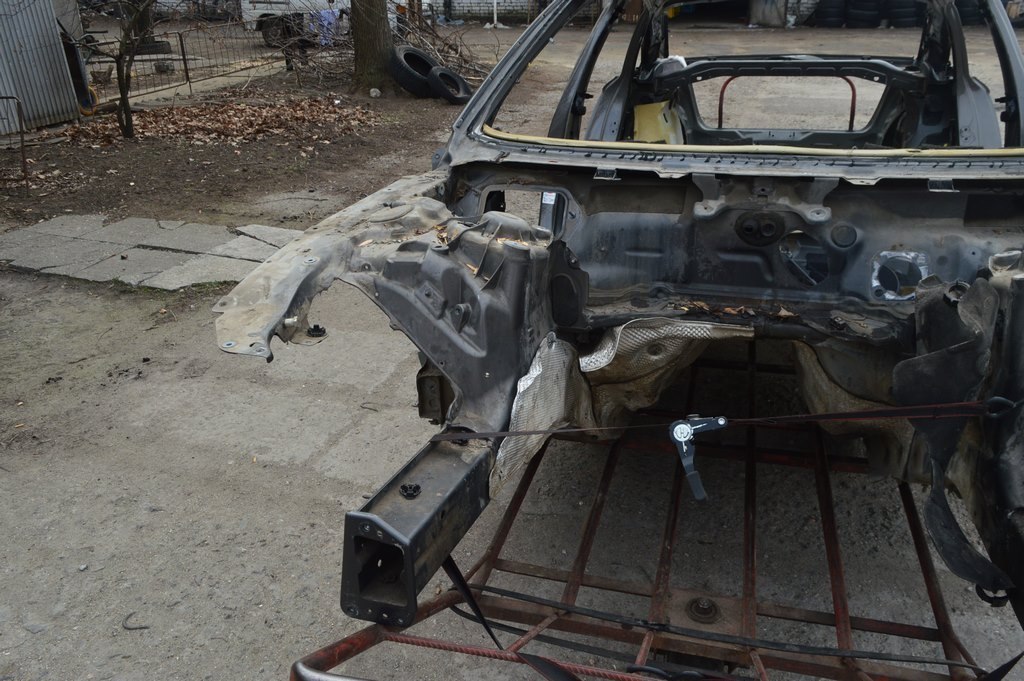Четверть передняя правая Audi A6 C7 12-18 (01) на кузове
