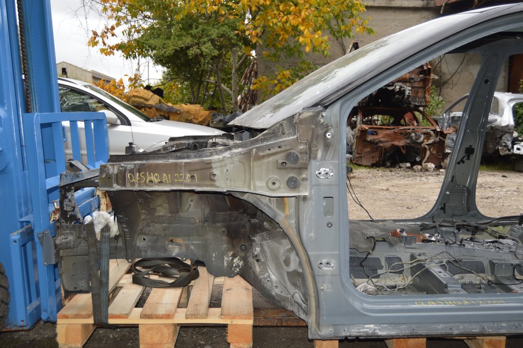 Четверть передняя левая Nissan Qashqai 21- (01) после пожара — фото 2