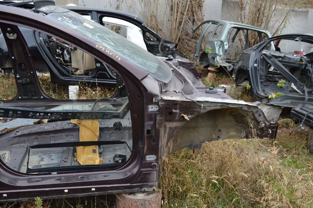 Четверть передняя правая Kia Optima 11-15 (01) бордовая
