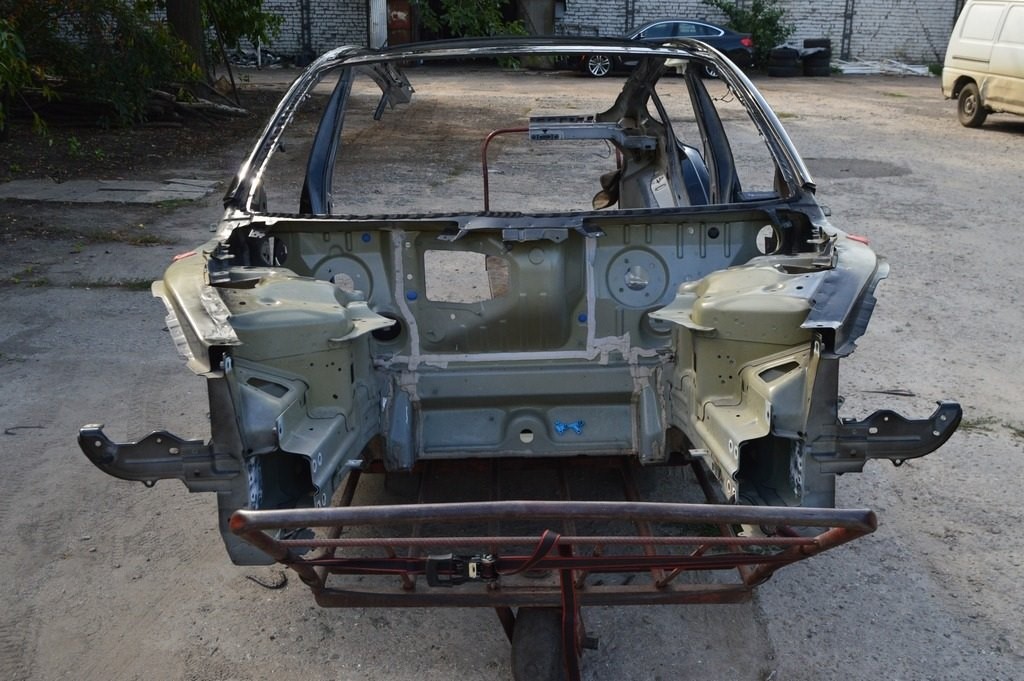 Четверть передняя правая Tesla Model 3 18- на кузове (01) — фото 2