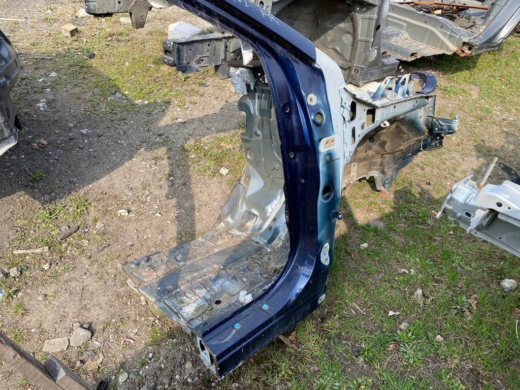 Четверть передняя правая Toyota Highlander 14- синяя (02) деф носика лонжерона 537010E051