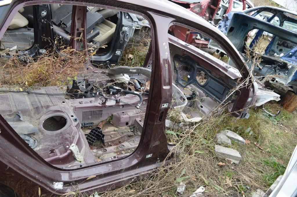 Четверть передняя правая VW Passat b7 USA (01) Бургунди,без стойки под петли — фото 2