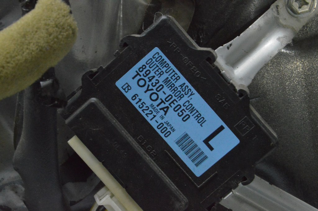 Computer assy, outer mirror control левый Lexus RX350 RX450h 10-15 (03)
