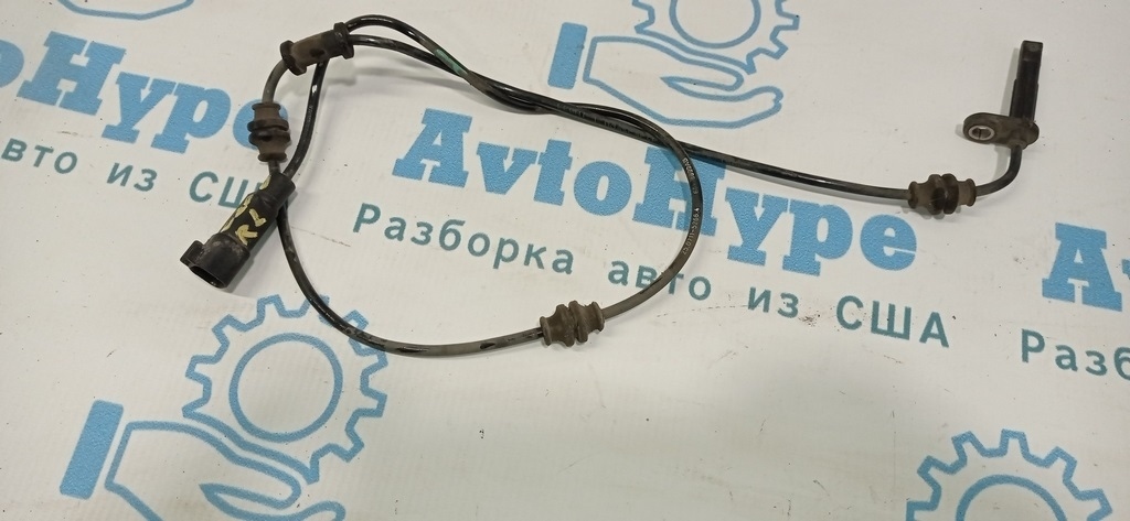 Датчик ABS зад лев Chrysler 200 15-17