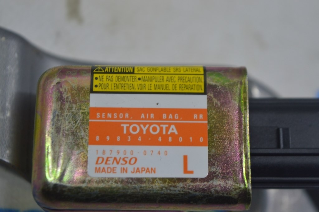 Датчик боковой подушки безопасности левый Lexus RX300 RX330 RX350 RX400h 04-09 — фото 2