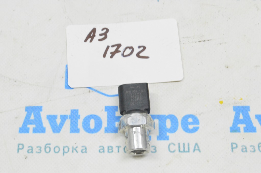 Датчик давления кондиционера Audi A3 8V 15-18 1.8T, 2.0T (02)
