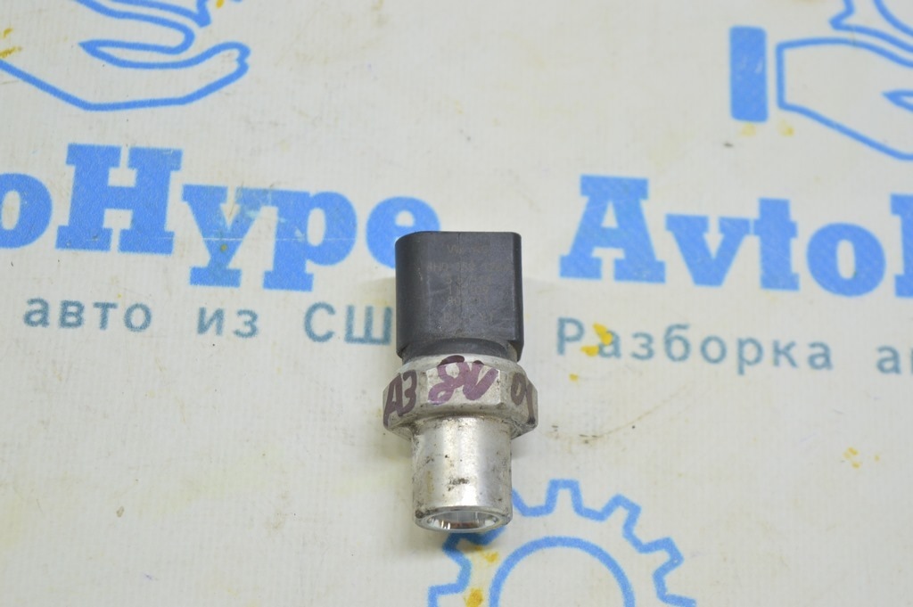 Датчик давления кондиционера Audi A3 8V 15-18 1.8T, 2.0T