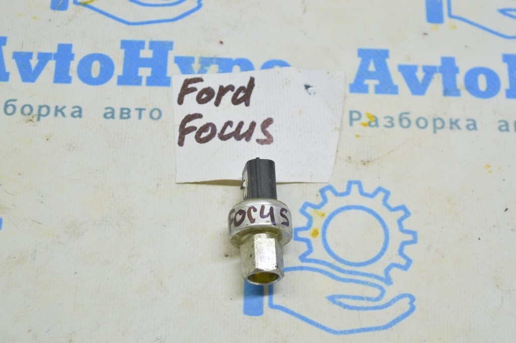 Датчик давления кондиционера Ford Focus mk3 11-18