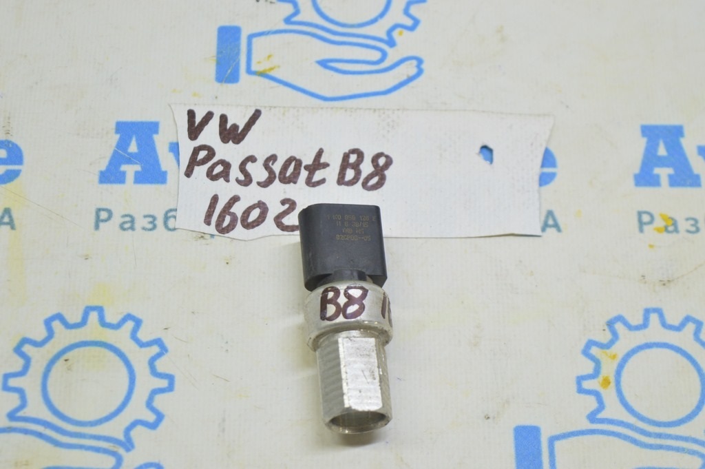 Датчик давления кондиционера VW Passat b8 USA