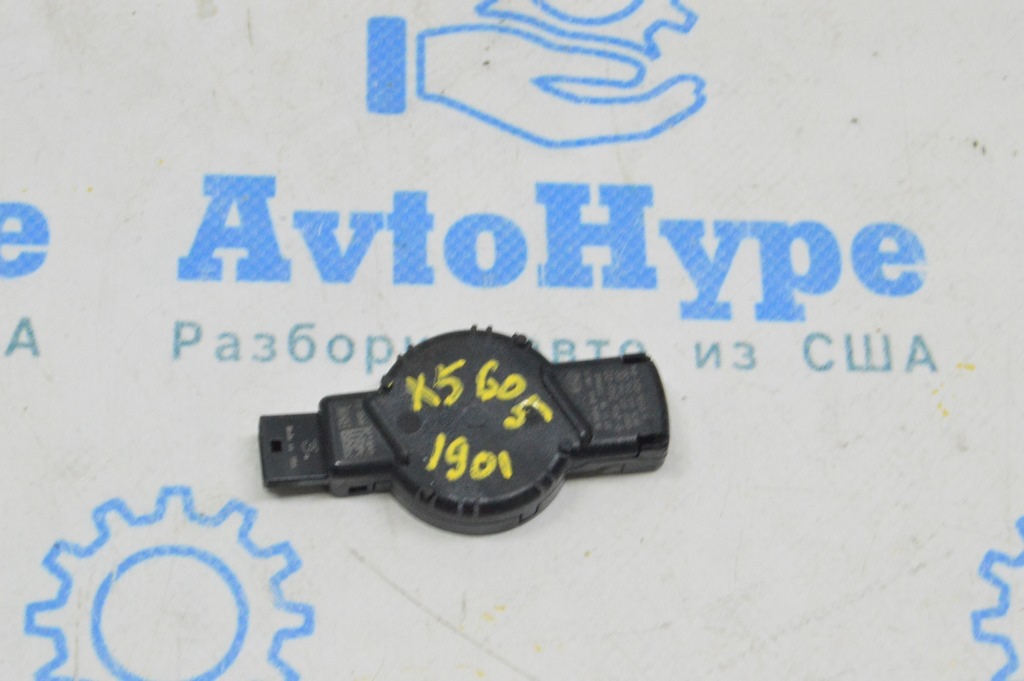 Датчик дождя BMW X5 G05 19-25 (01) 9496246-02