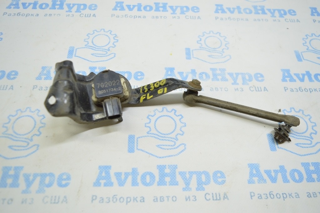 Датчик наклона кузова передний лев Lexus IS250 IS300 IS350 06-13 (01)