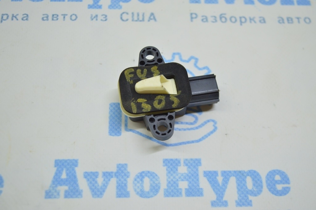 Датчик подушки безопасности перед лев Ford Fusion mk5 13- DS7T-14C676-AA