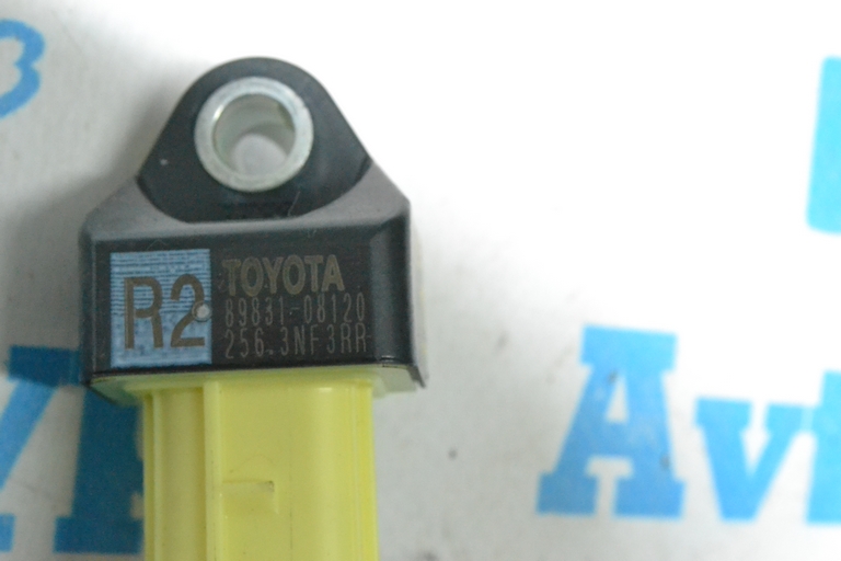 Датчик подушки безопасности передний правый Toyota Tundra 22- — фото 2