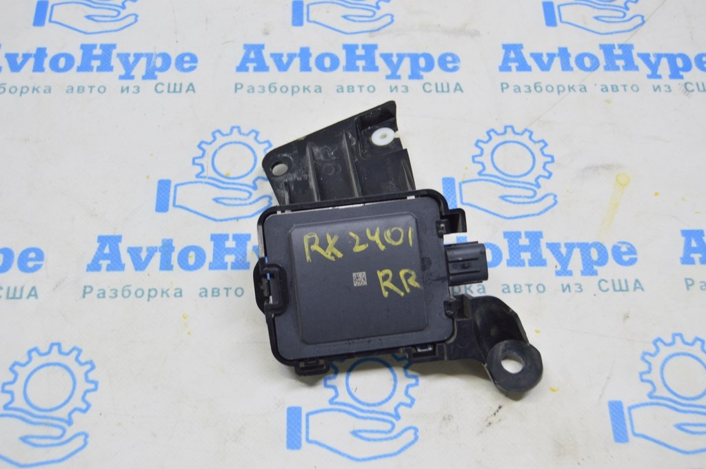 Датчик слепых зон BSM задний правый Lexus RX 350/350h/500h 23- (01)