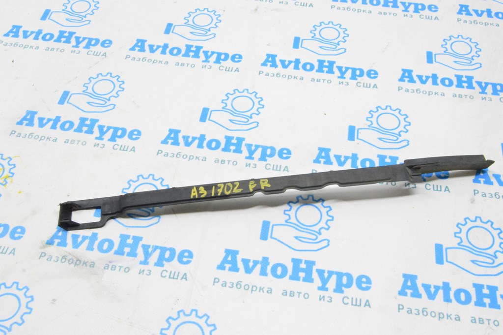 Дефлектор интеркулера правый Audi A3 8V 15-20 1.8Т, 2.0T