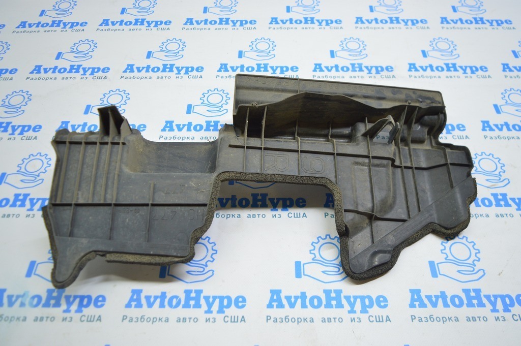 Дефлектор радиатора прав Toyota Camry v50 12-14 европа (01) трещинка — фото 2