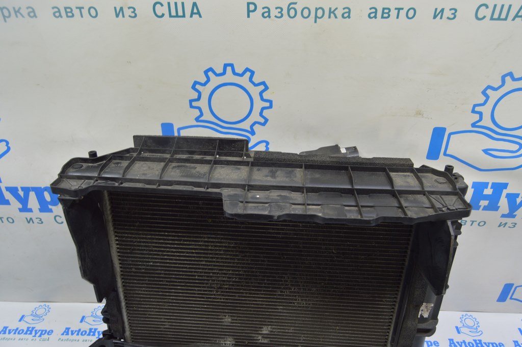 Дефлектор радиатора верх Hyundai Tucson 22- 1.6T HEV, PHEV