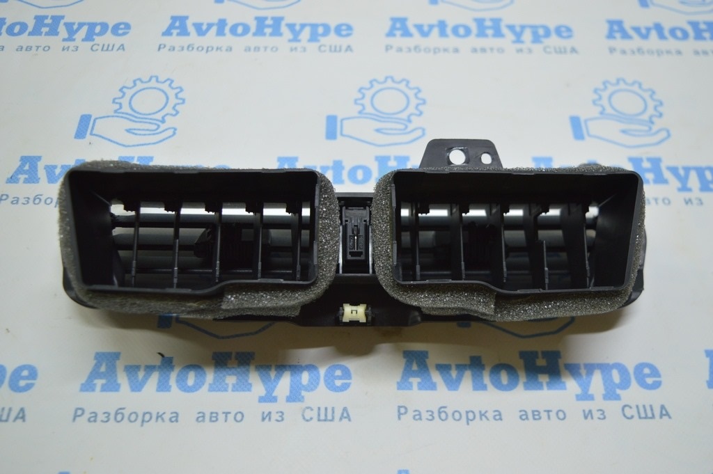Дефлектор торпедо центральный Ford Fusion mk5 13-16