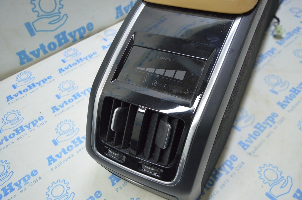 Дефлектор центральной консоли обдува печки салона, задний_x000D_
 Volvo S90 16-