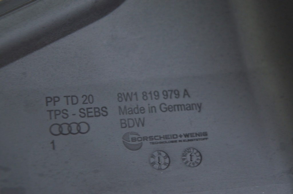 Дефлектор воздухозаборника печки Audi A4 B9 17- — фото 3