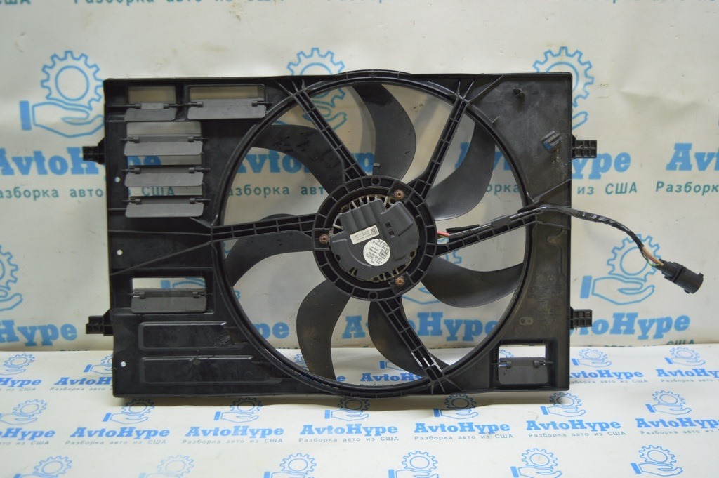 Диффузор кожух радиатора в сборе Audi A3 8V 15-20 2.0T на 1 вентилятор 5q0959455an