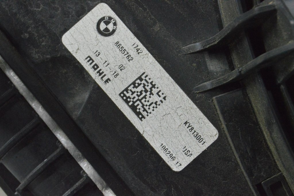 Диффузор кожух радиатора в сборе BMW X5 G05 19-24 3.0T 850W — фото 4