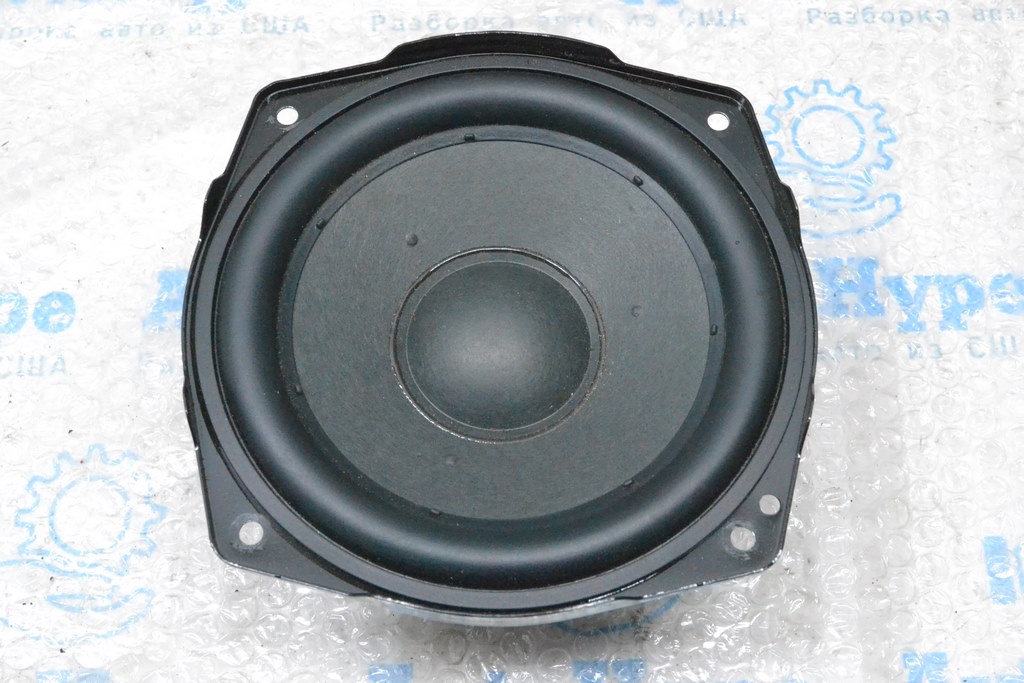 Динамик дверной перед лев Audi A7 C8 19-25 Bang and Olufsen (01)