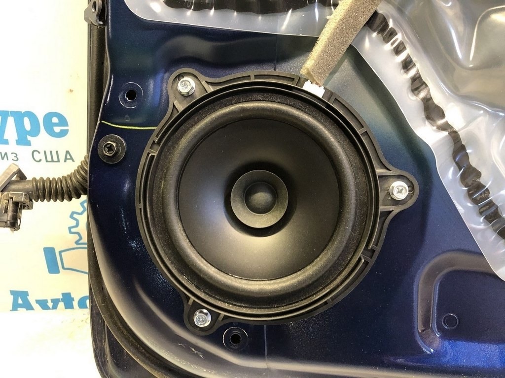 Динамик дверной перед прав Nissan Sentra 13-19