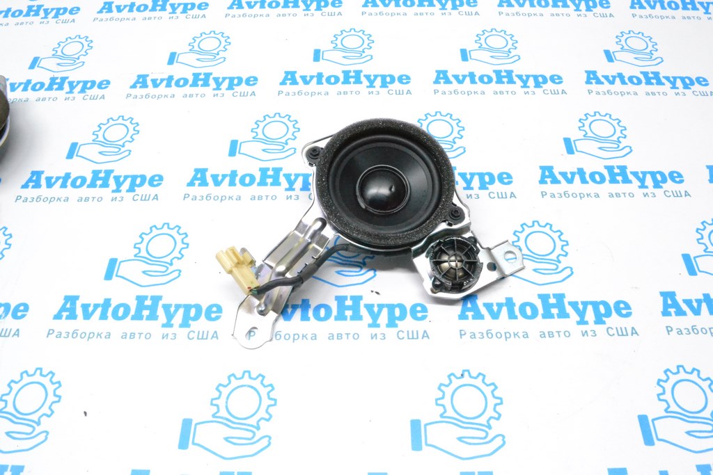 Динамік дверний зад прав середній Lexus LS460 LS600h 07-12 mark levinson (02)