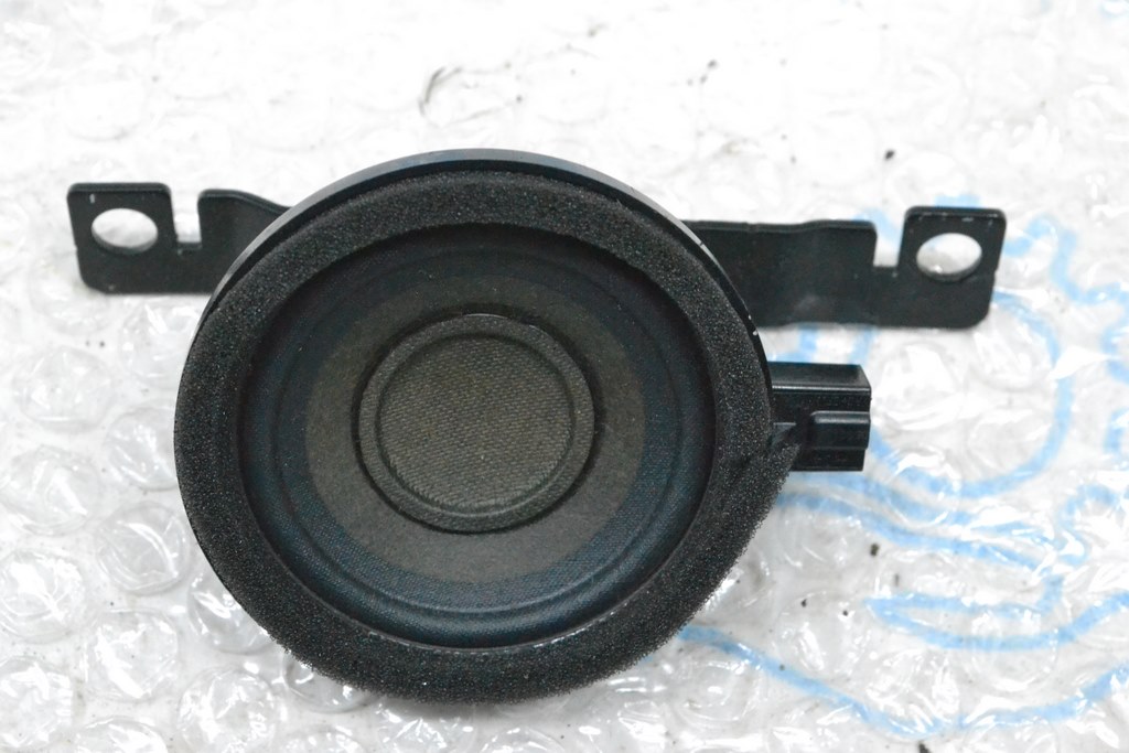 Динамик передней стойки лев Audi A7 C8 19-25 Bang and Olufsen