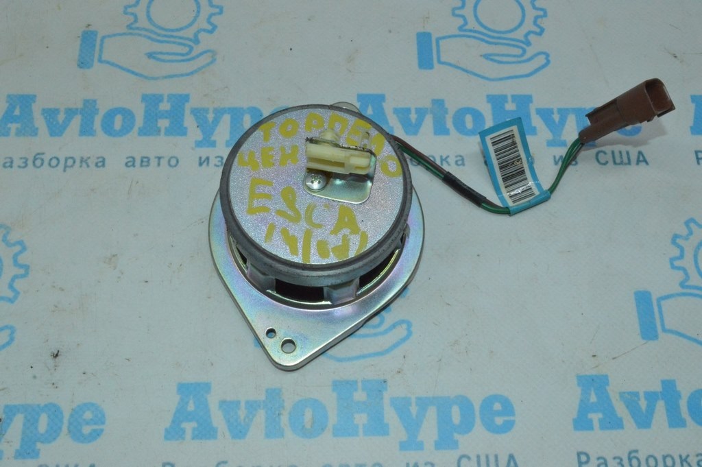 Динамик торпедо центральный Ford Escape MK3 13-