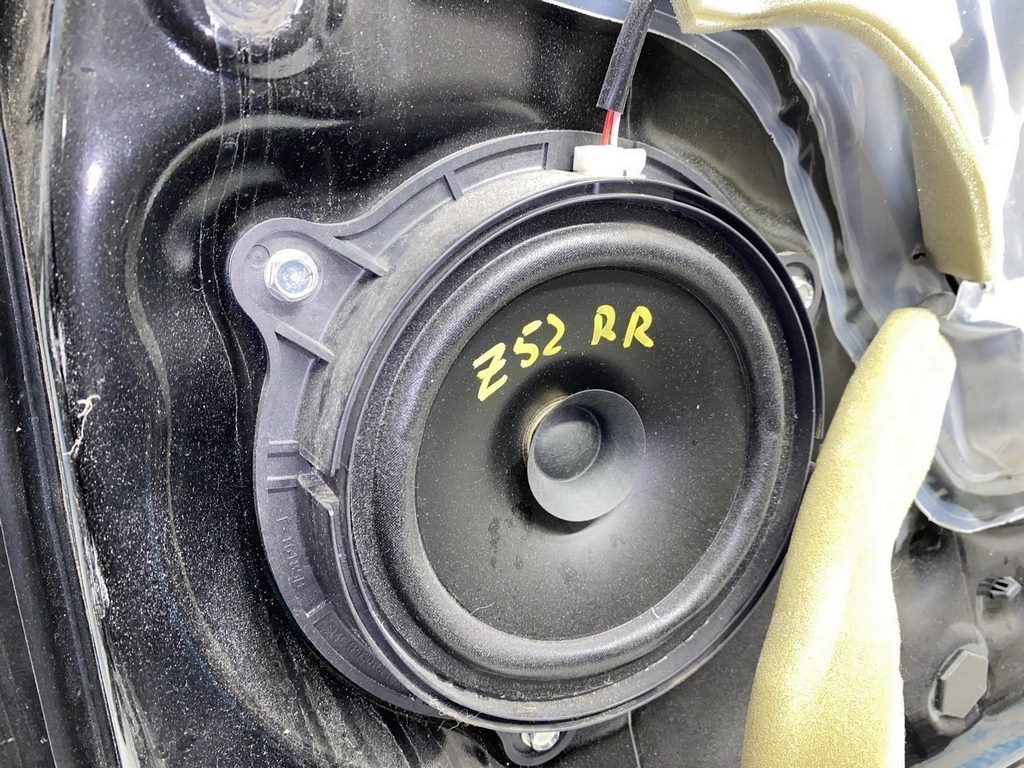 Динамик зад прав Nissan Murano z52 15-