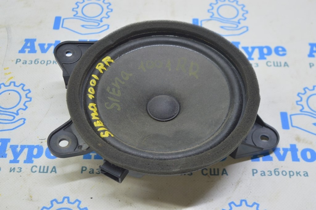 Динамик зад прав Toyota Sienna 11-20 (01) Реал М