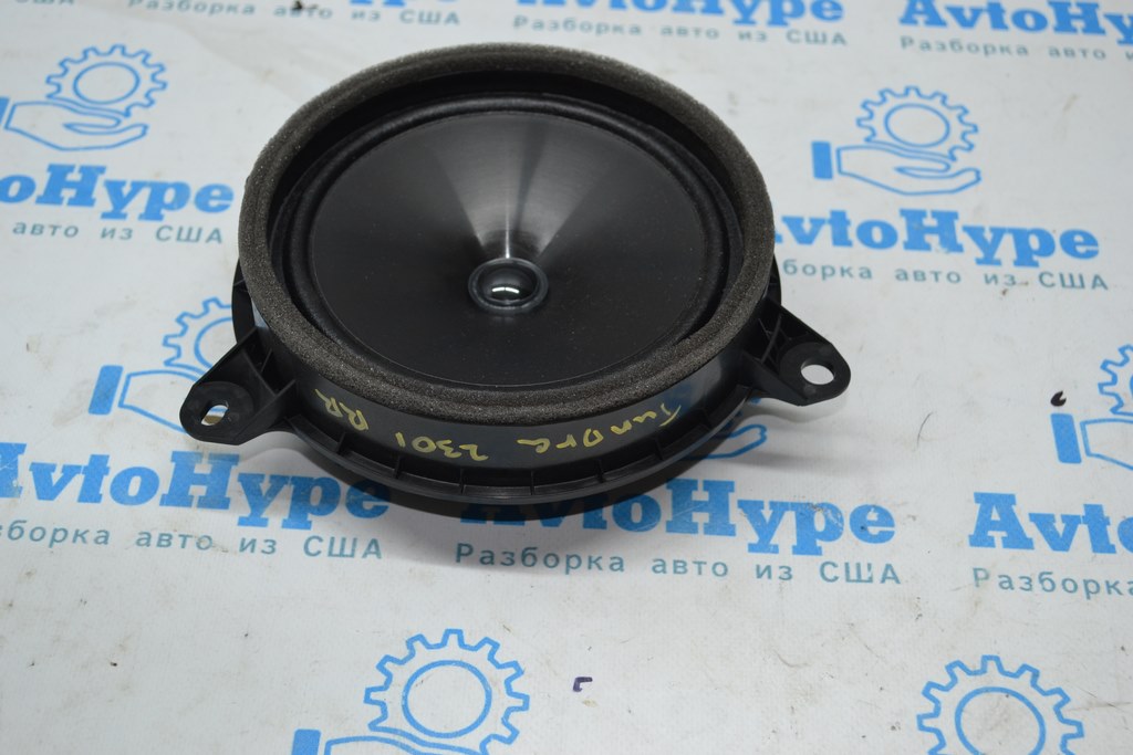 Динамик зад прав Toyota Tundra 22-