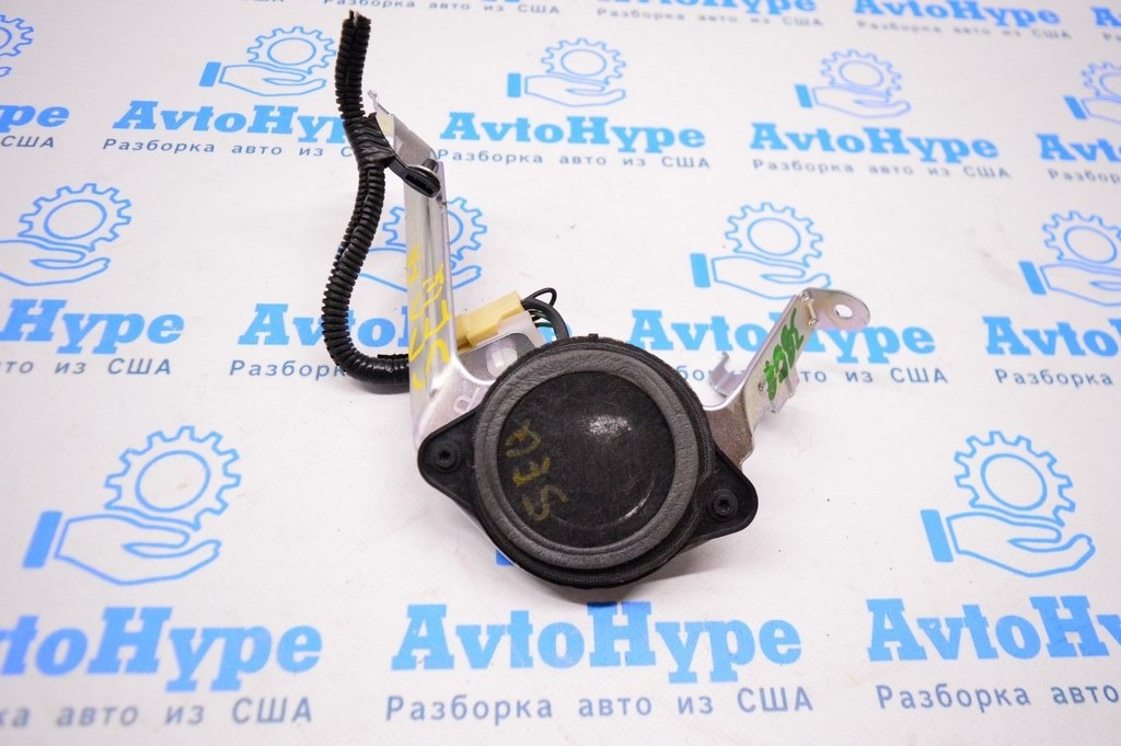 Динамик заднего крыла лев Toyota Sequoia 2008-2022  JBL