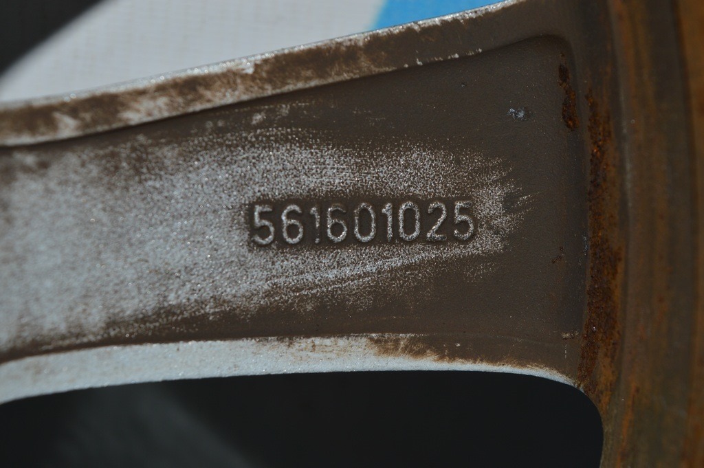 Диск колесный R16 5*112 VW Passat b7 USA (05) четвертый бордюрка нужно катать — фото 3